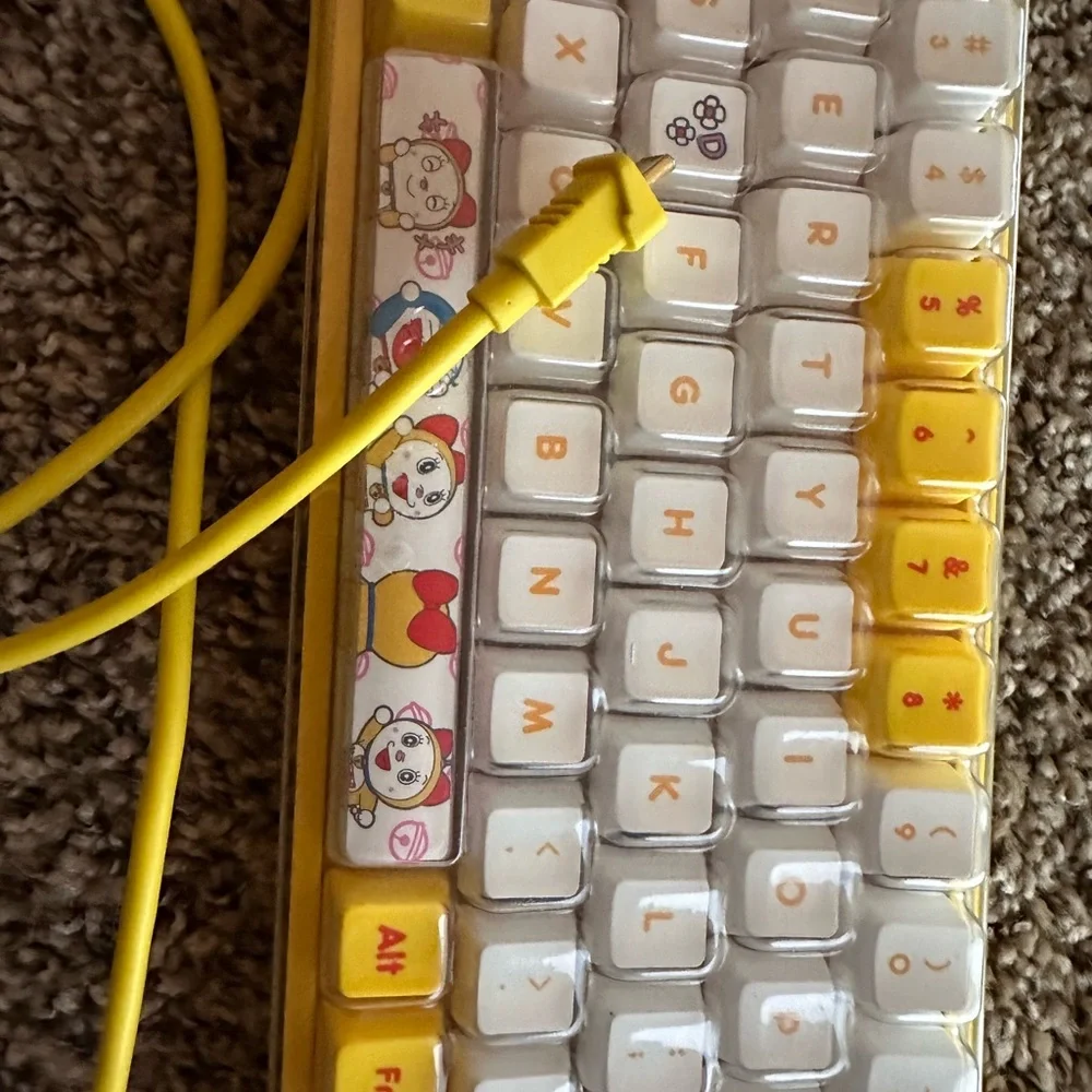 3068v2 BT5.0 Wireless Keyboard - Yellow and Pink